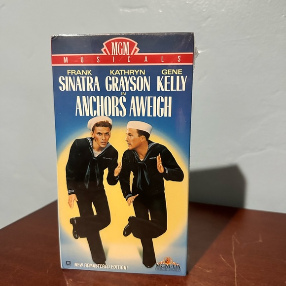 Anchors Aweigh VHS New Sealed MGM Musicals Remastered Edition 1992 Sinatra Kelly - Picture 1 of 10